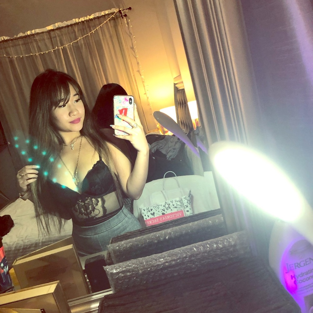 Meet your Posher Princess, Stephanie!